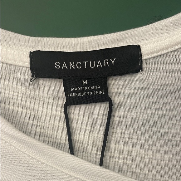 Sanctuary Women's M Off- White Twist Front Tee NWT - Picture 2 of 6